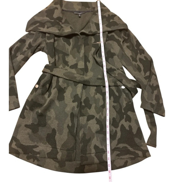 White House Black Market Camouflage Belted Sweater Coat Size Small - Picture 9 of 11
